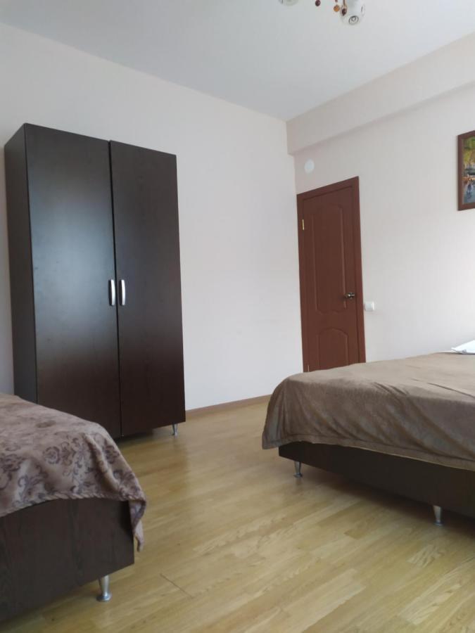 Guest House Zvanba Гагра Екстер'єр фото