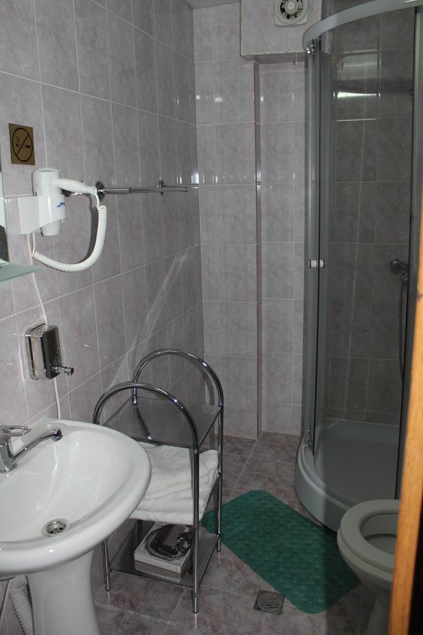 Guest House Zvanba Гагра Екстер'єр фото
