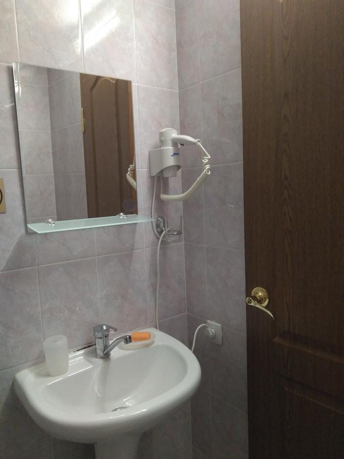 Guest House Zvanba Гагра Екстер'єр фото