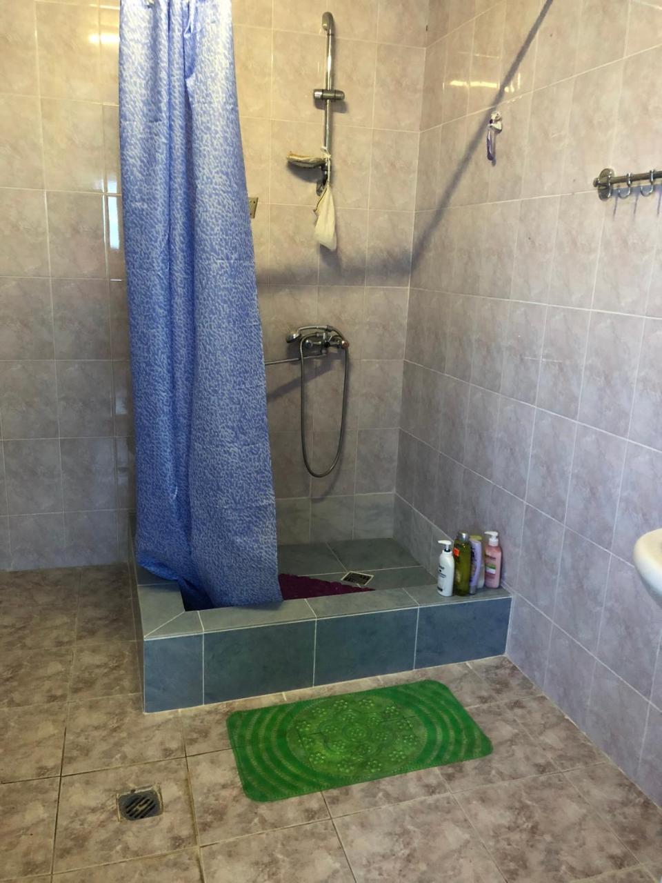 Guest House Zvanba Гагра Екстер'єр фото
