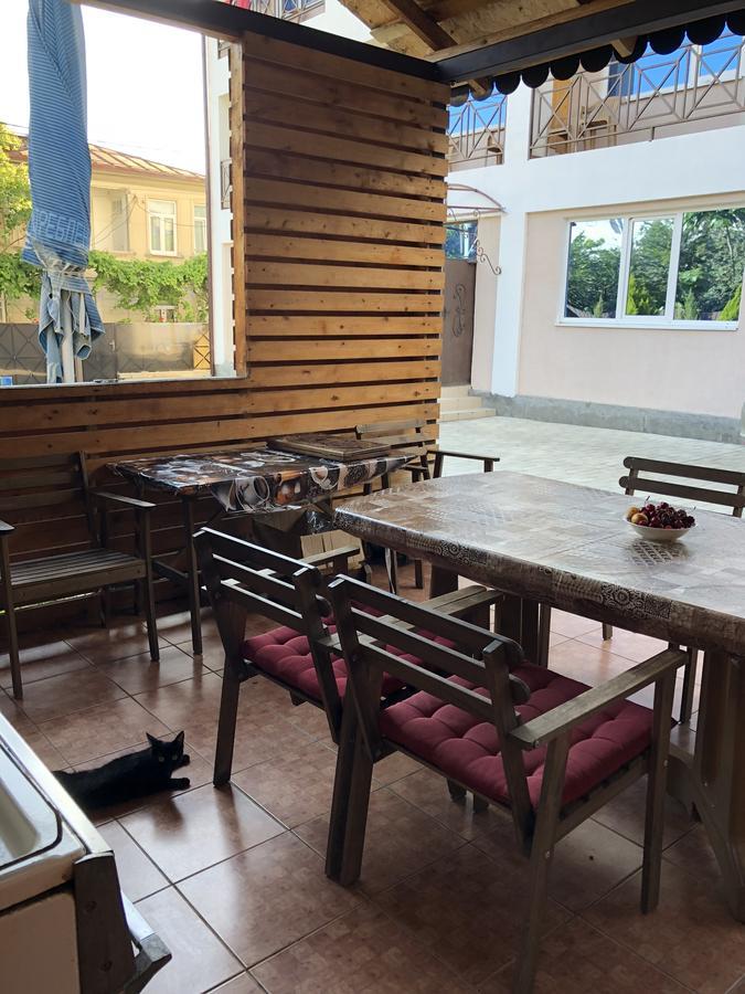Guest House Zvanba Гагра Екстер'єр фото