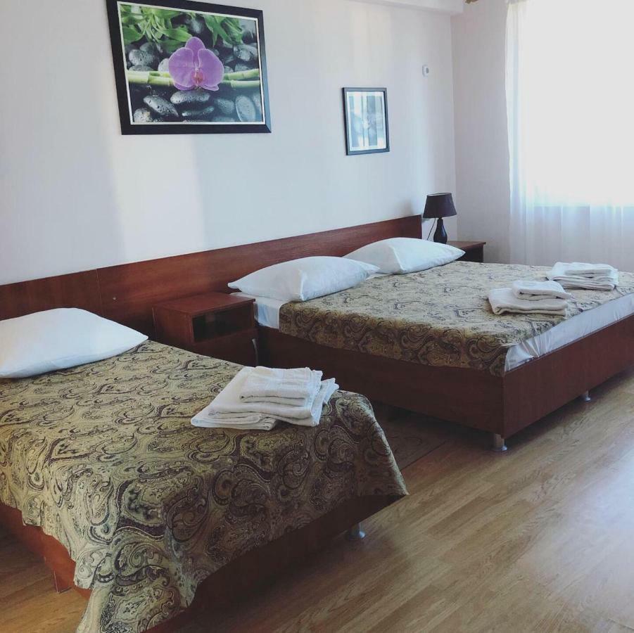Guest House Zvanba Гагра Екстер'єр фото